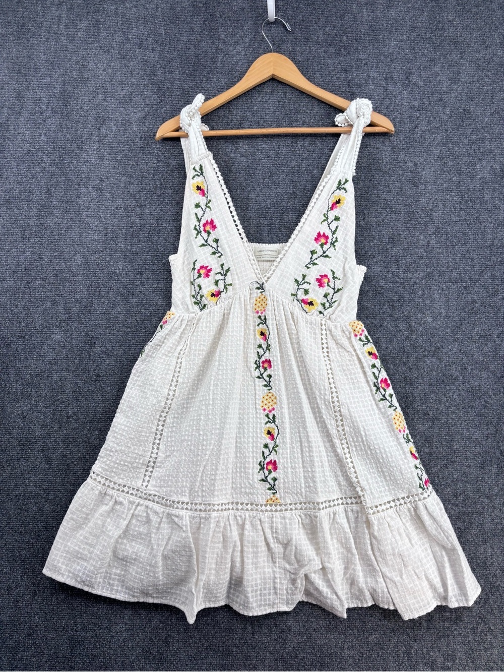 Urban Outfitters Forever Embroidered White Floral Babydoll Cottagecore Dress XS